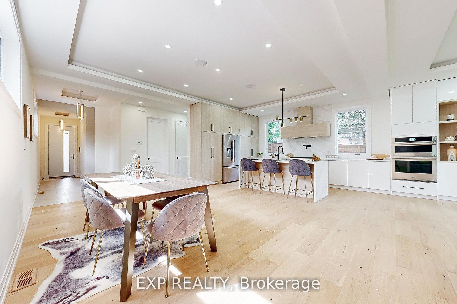 768 Montbeck Crescent