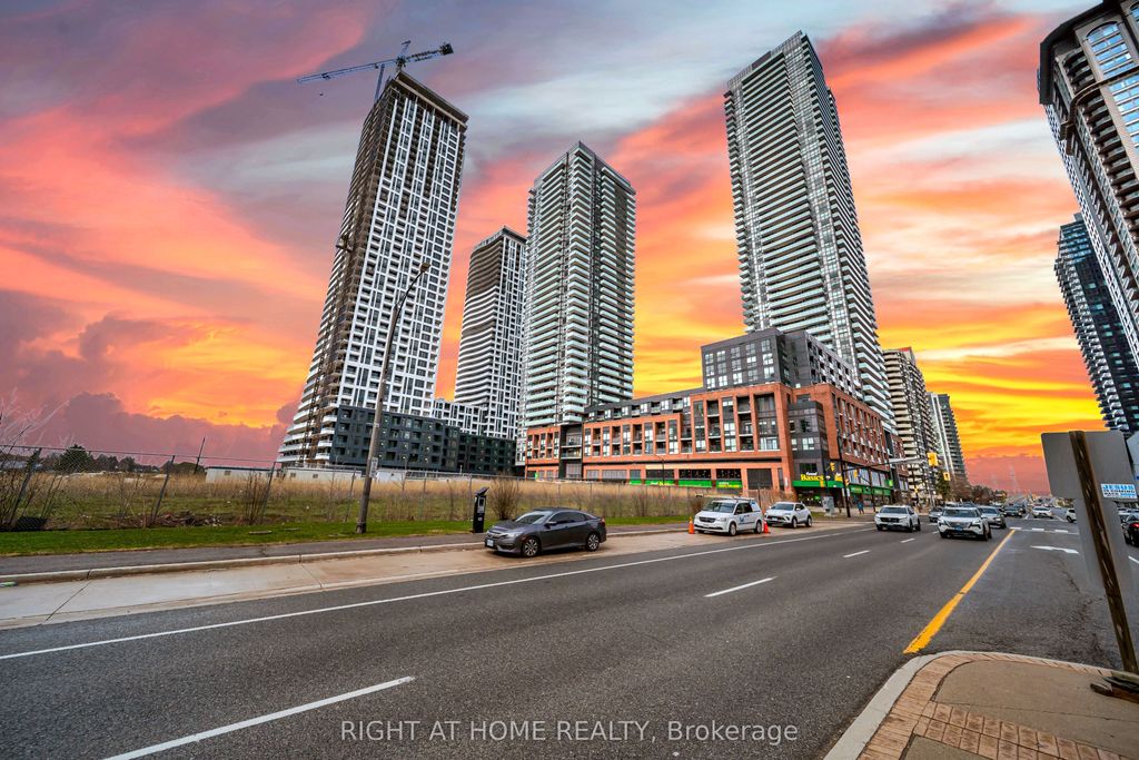 Photo of 4130 Parkside Village Drive #3504, Mississauga, ON L5B 0L7 (MLS # W13050952)