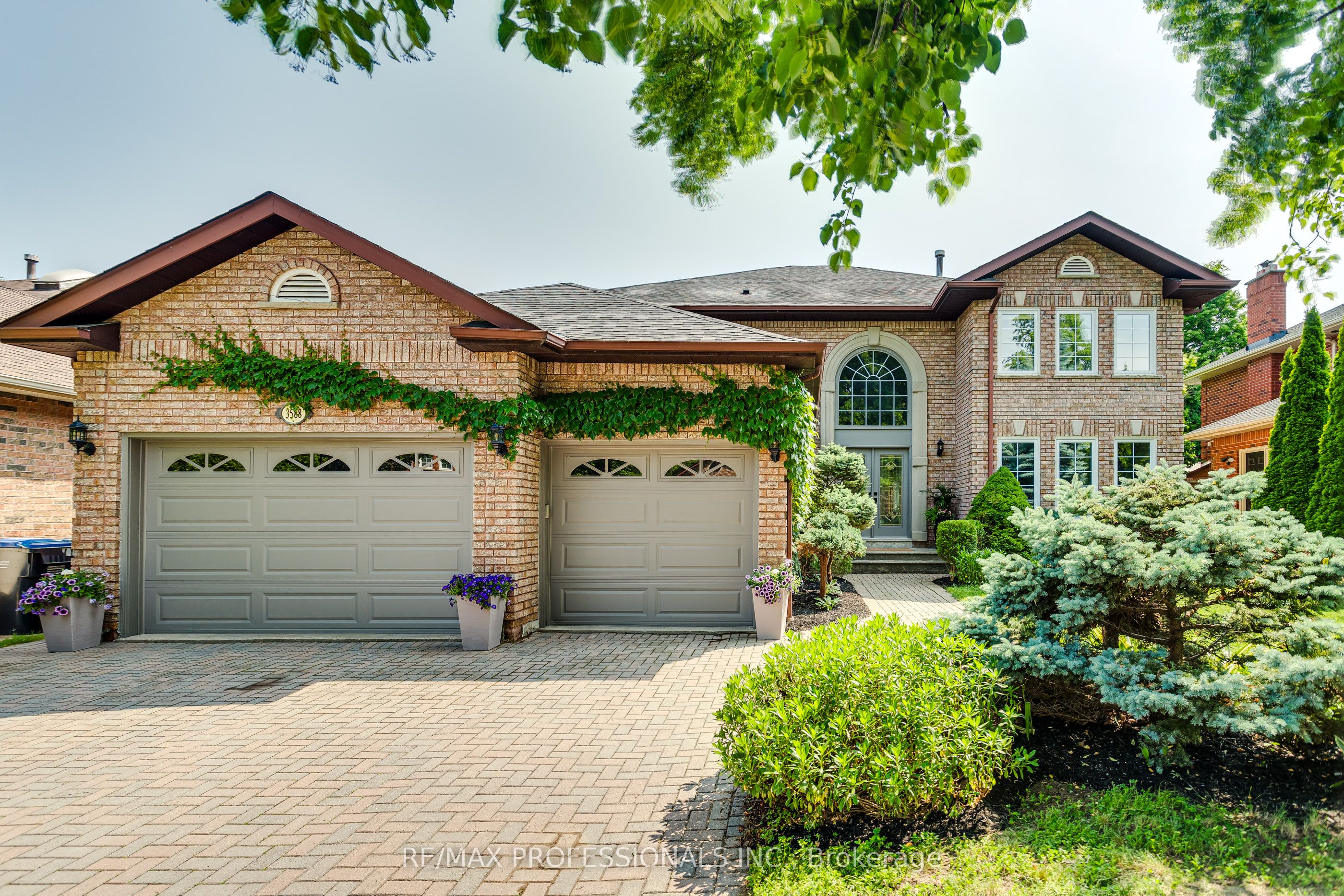 3588 Thorpedale Court N