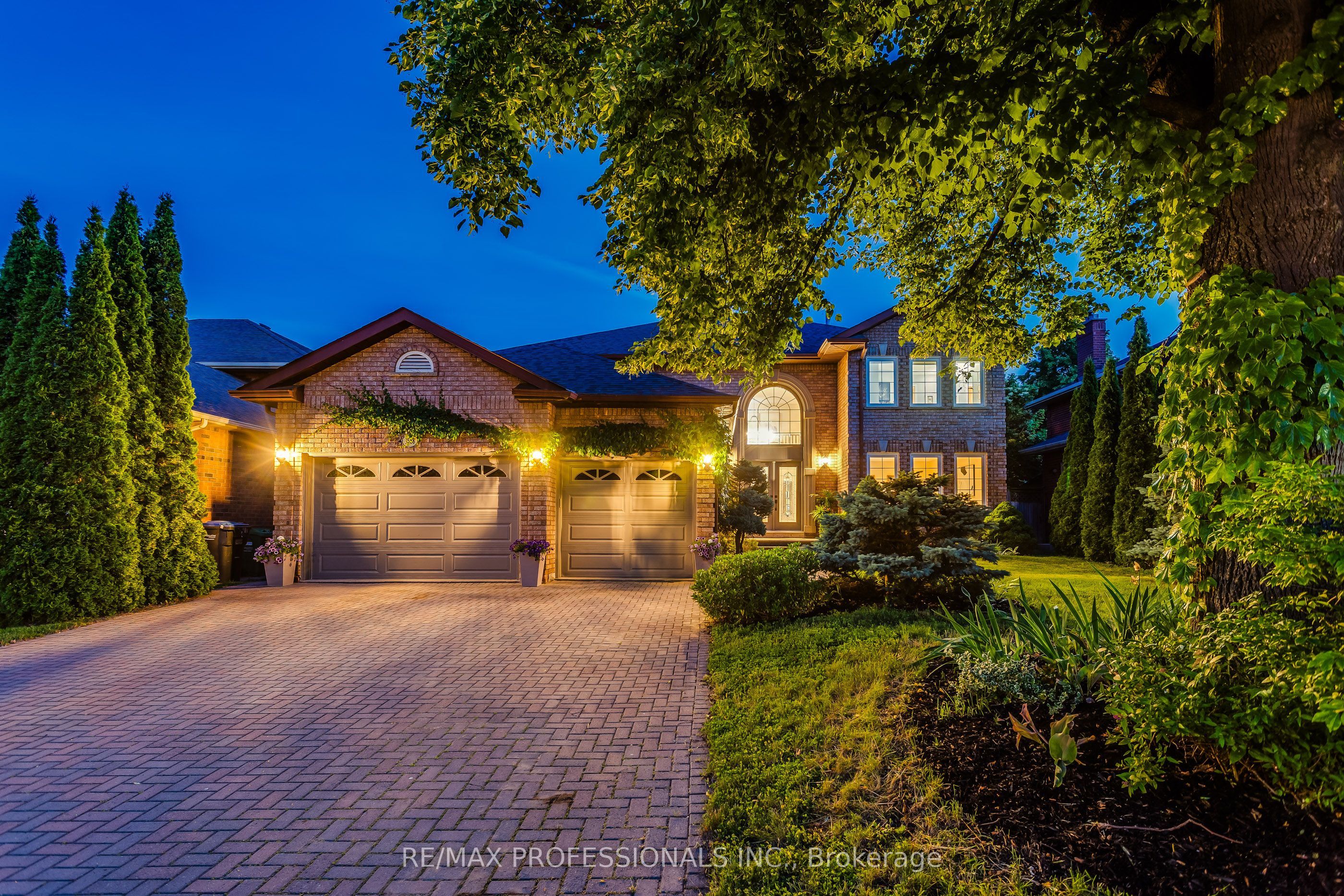 3588 Thorpedale Court N