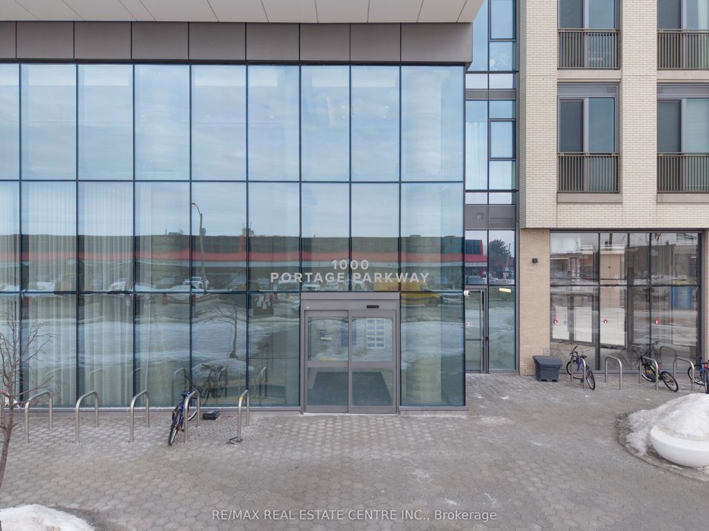 Photo of 1000 Portage Parkway #310, Vaughan, ON L4K 0L1 (MLS # N12917508)