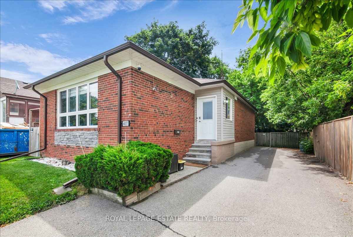 4037 Bloor Street W