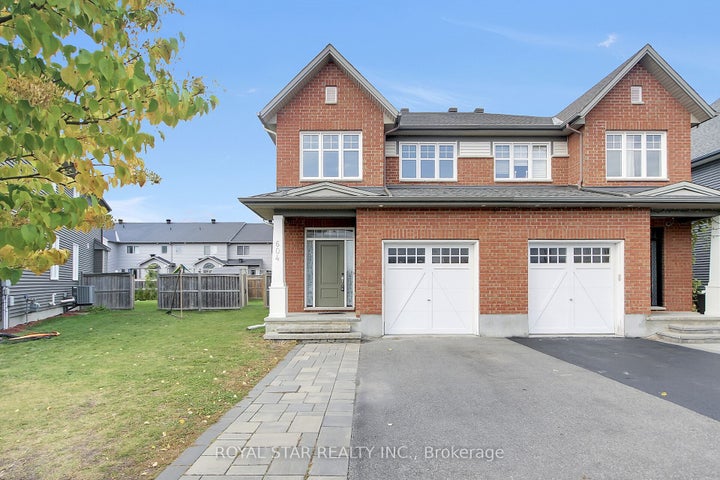 Photo 1 of 46 — 604 MOORPARK Avenue, Kanata, ON K2M 0B6