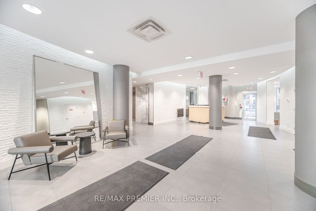 Photo of 1005 King Street W #717, Toronto, ON M6K 3M8 (MLS # C12482838)