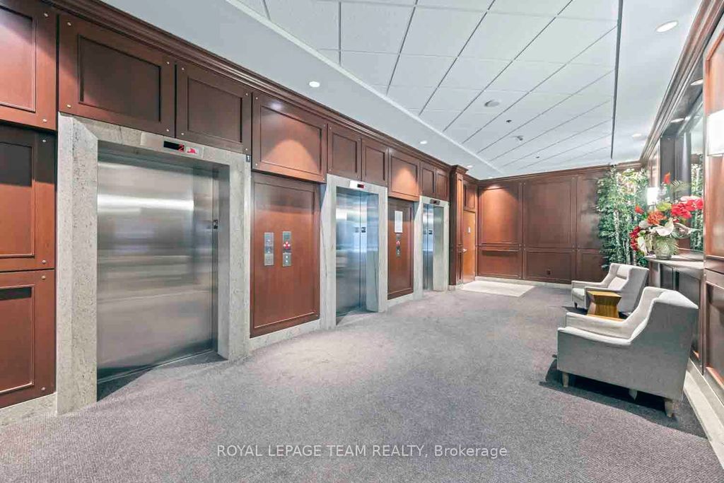 Photo of 234 Rideau Street #401, Lower Town - Sandy Hill, ON K1N 0A9 (MLS # X12428409)
