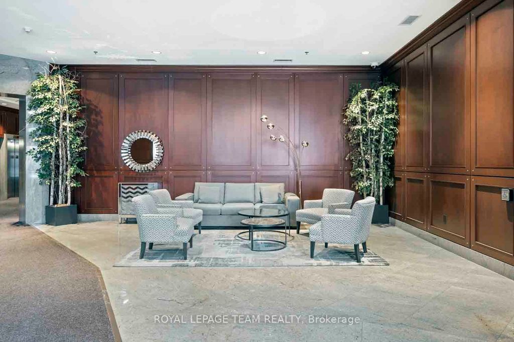 Photo of 234 Rideau Street #401, Lower Town - Sandy Hill, ON K1N 0A9 (MLS # X12428409)