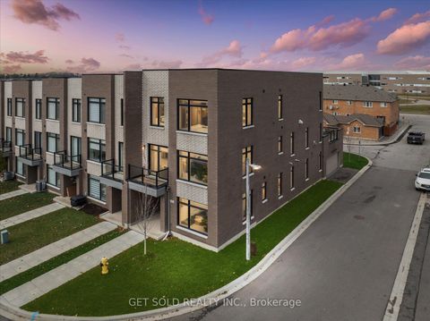 63 Laval Street Vaughan ON L4H 0P3