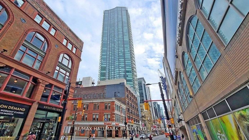 Photo of 197 Yonge Street #3114, Toronto, ON M5B 1M4 (MLS # C12834152)