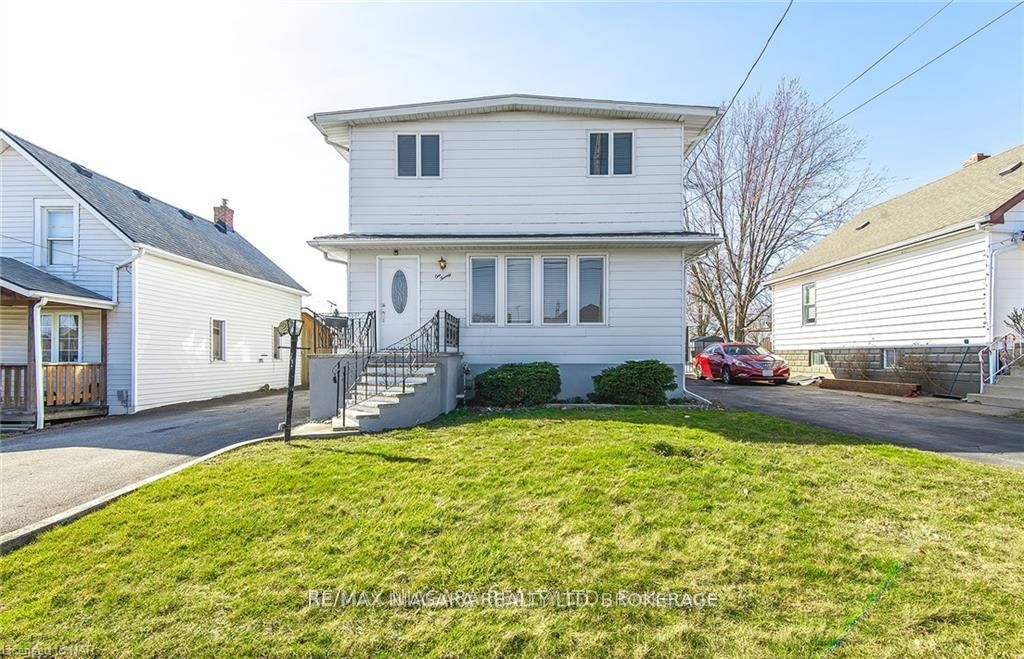 Photo of 120 ELIZABETH Street, Port Colborne, ON L3K 2B9 (MLS # X12578458)