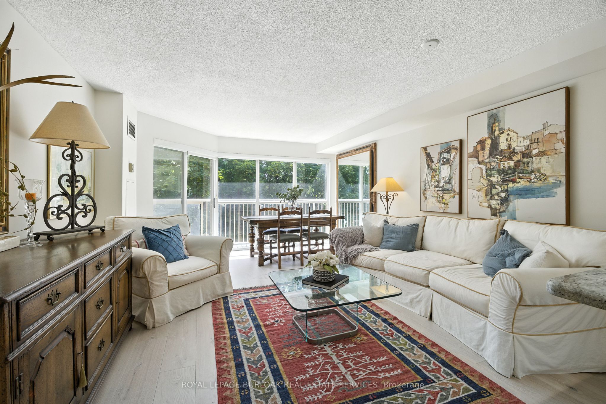 2210 Lakeshore Road 304