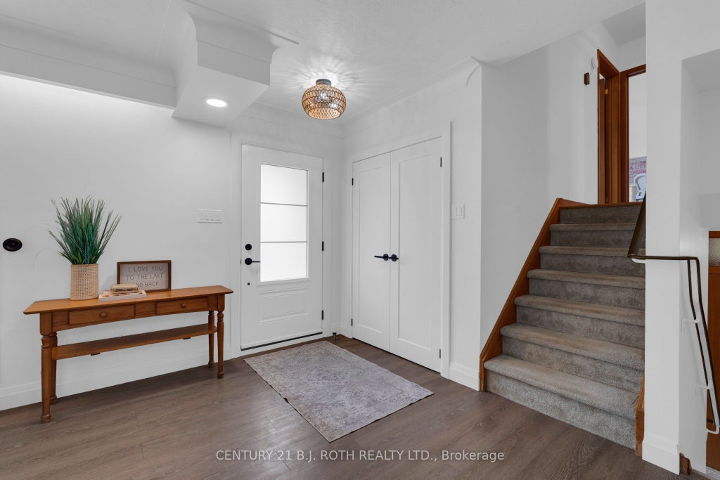 Photo of 254 Grove Street E, Barrie, ON L4M 2P9 (MLS # S14089320)