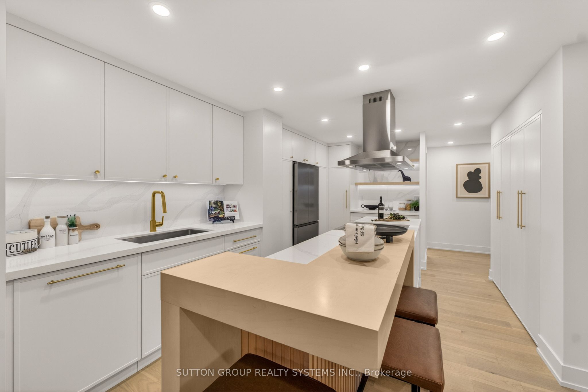 820 Burnhamthorpe Road 1409