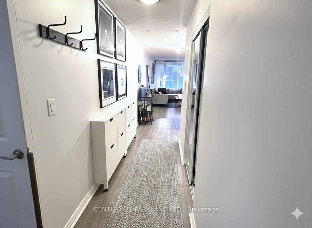 Photo of 270 Wellington Street W #325, Toronto, ON M5V 3P5 (MLS # C12571786)