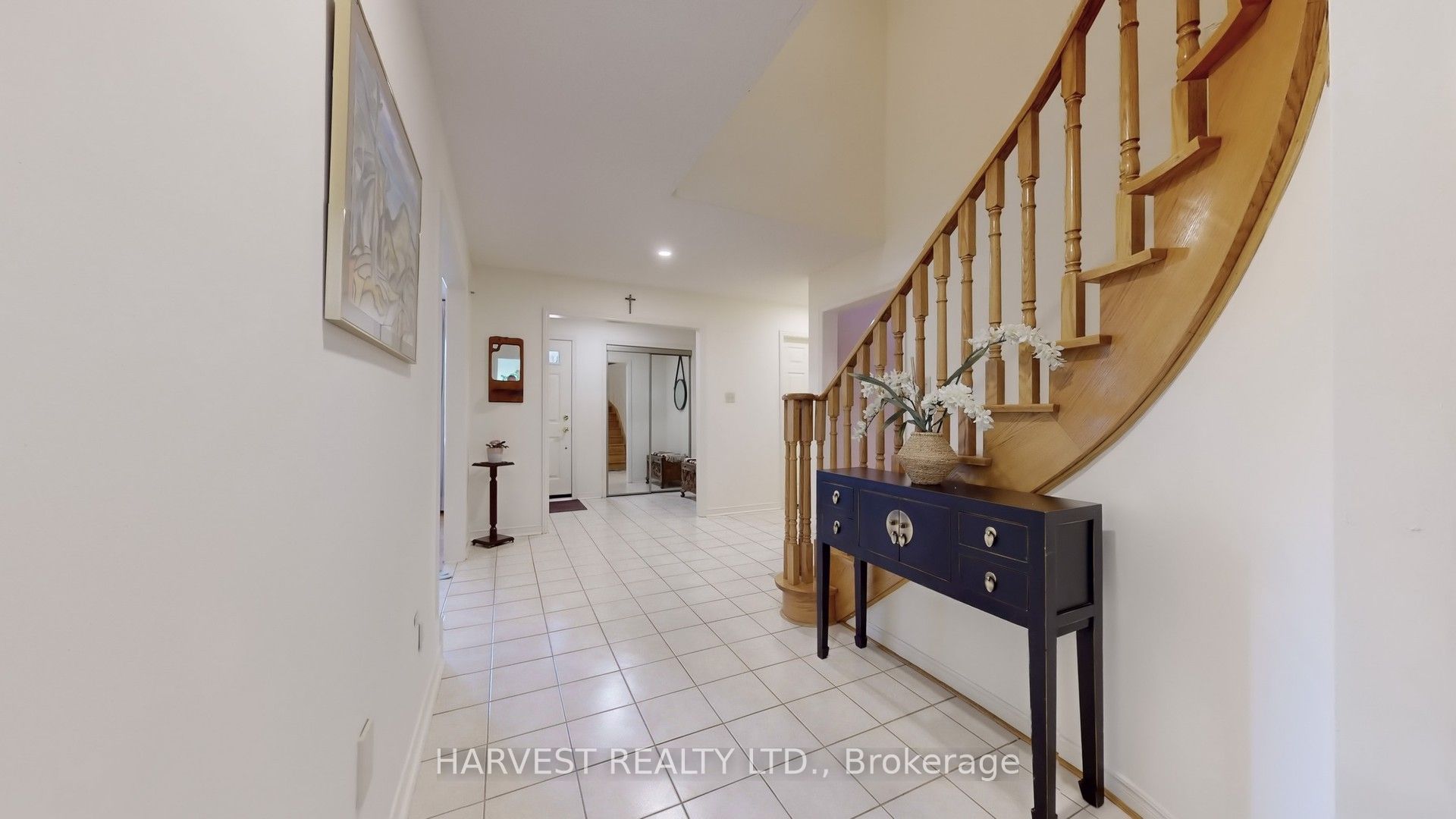 57 Summitcrest Drive