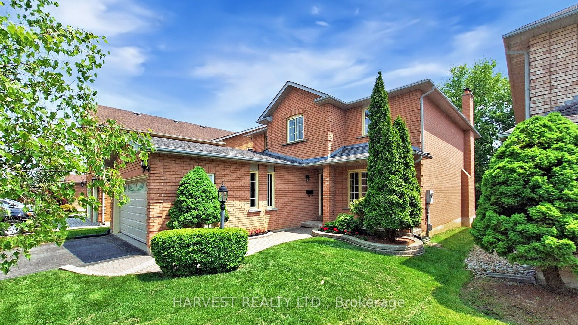 57 Summitcrest Drive