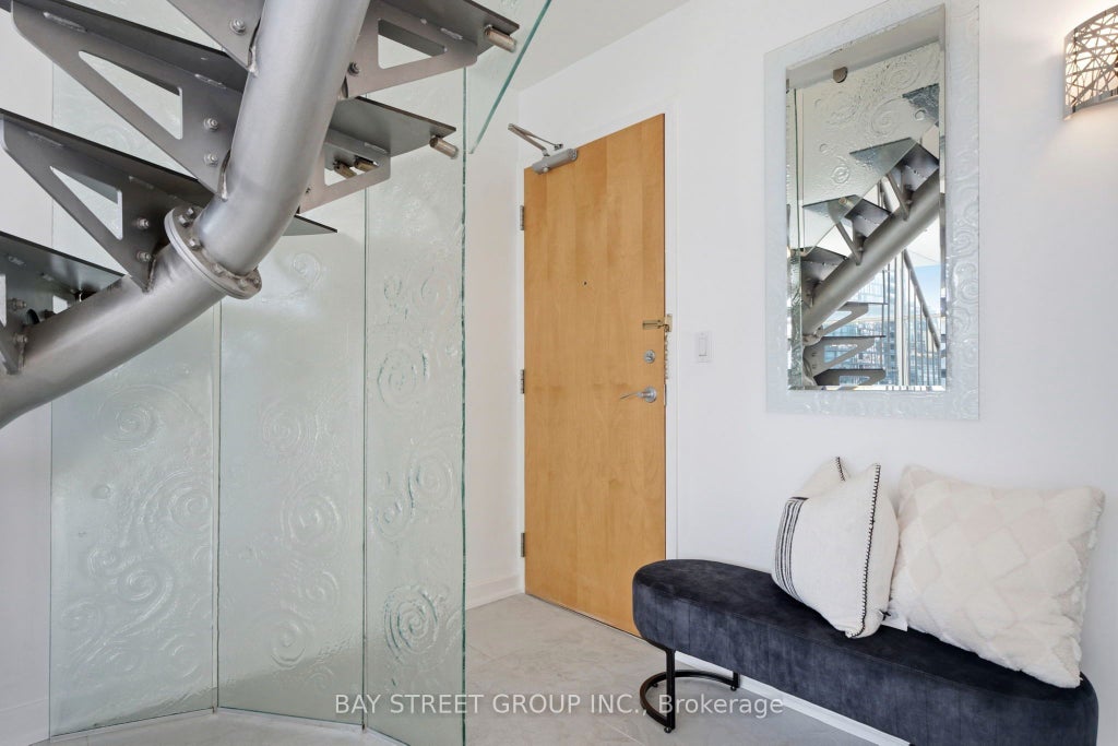 Photo of 36 Blue Jays Way #925, Toronto, ON M5V 3T3 (MLS # C13623706)