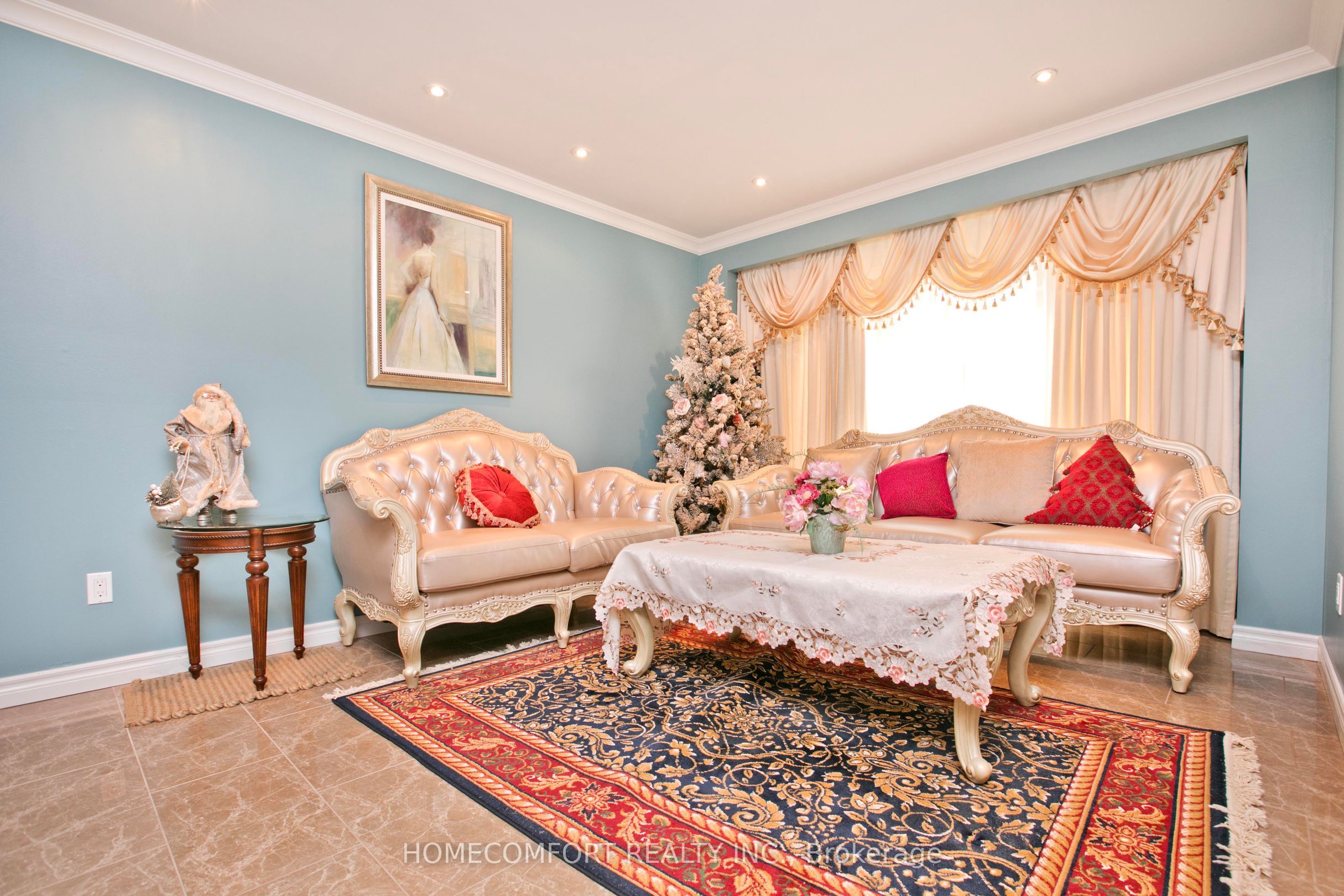 658 York Hill Boulevard