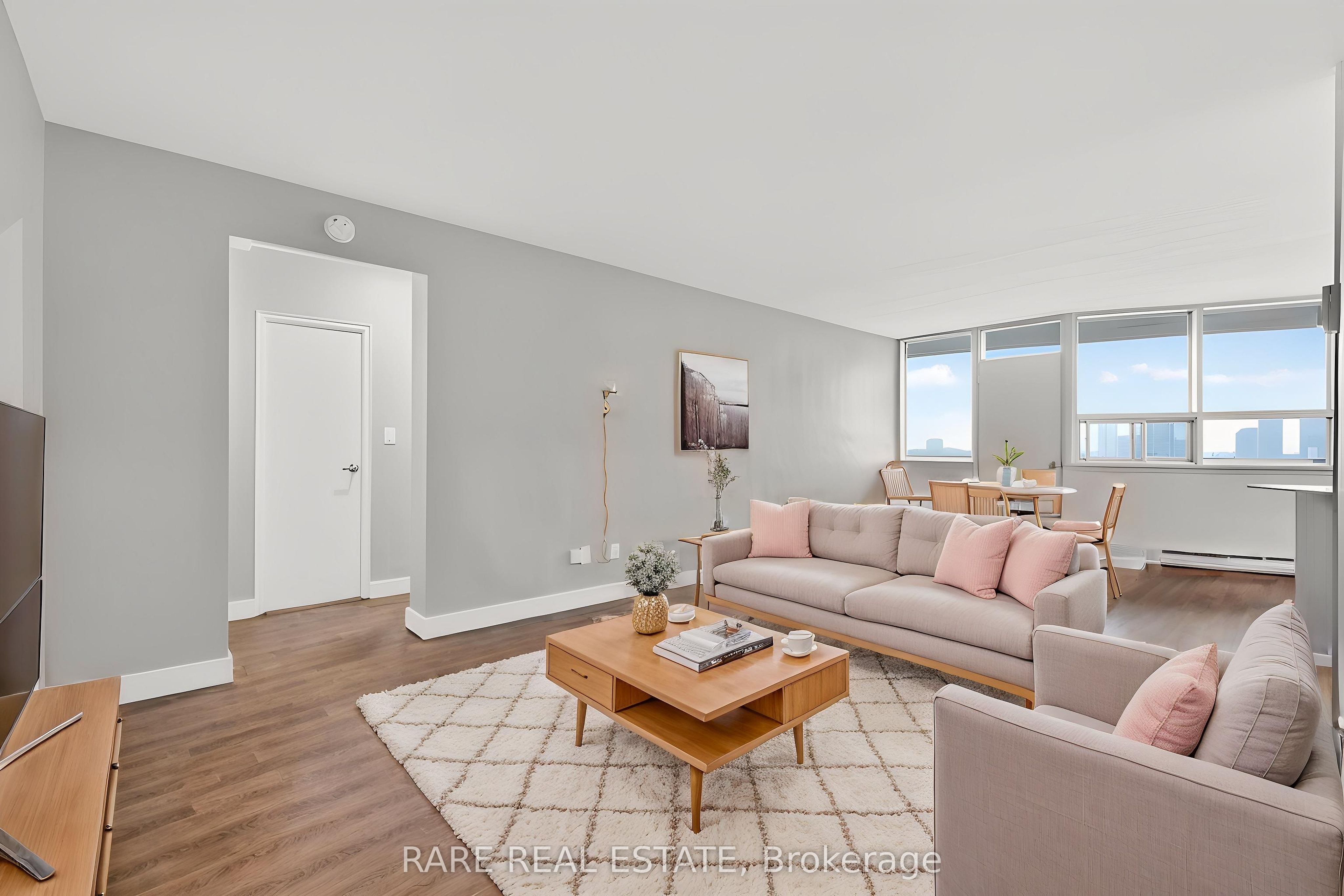 4340 Bloor Street W 1202