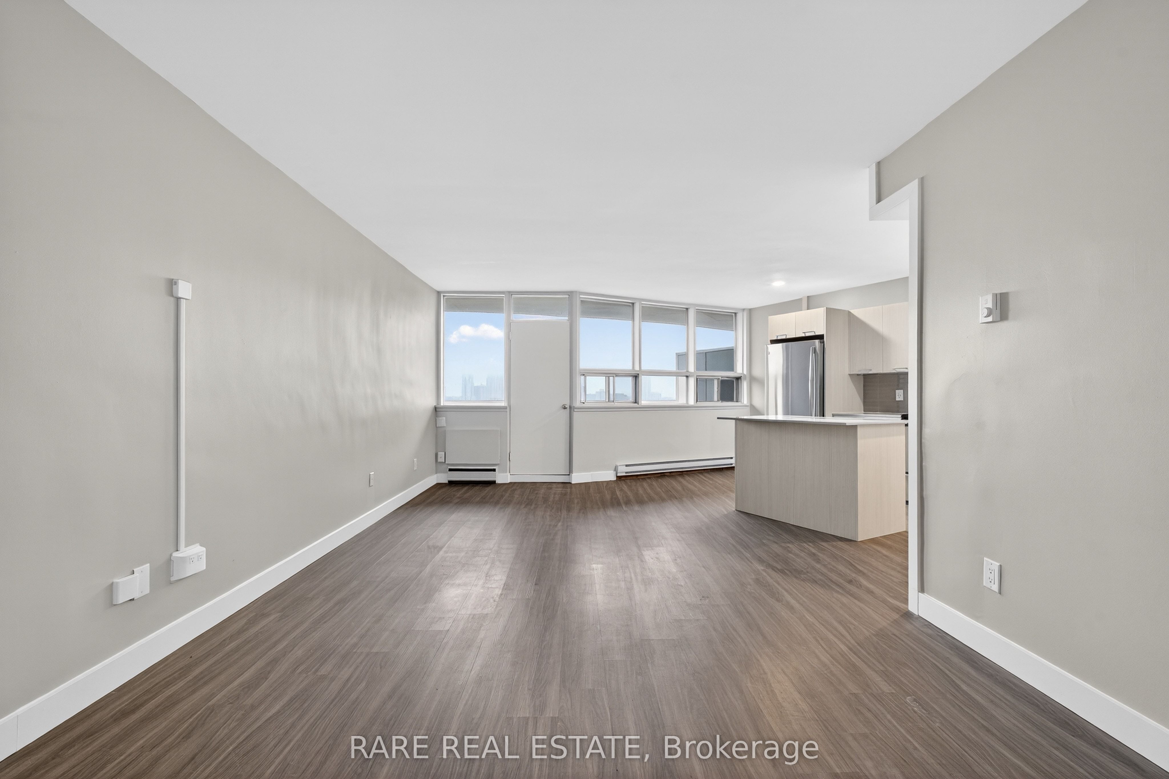 4340 Bloor Street W 1202