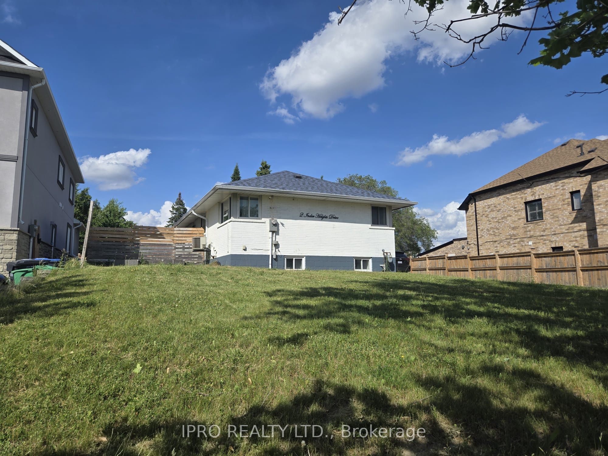 2 Inder Heights Drive