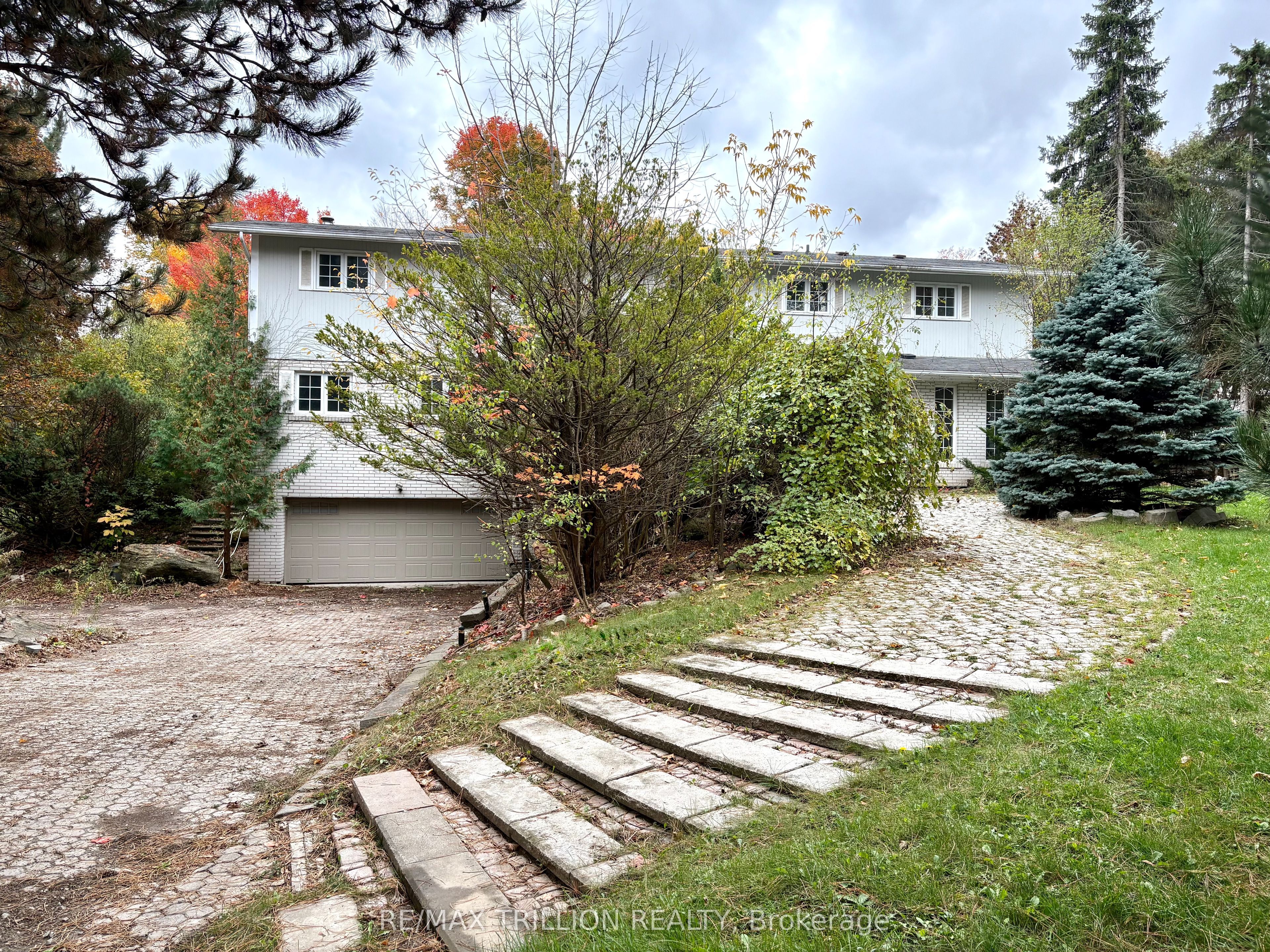 55 Glenbourne Park Drive