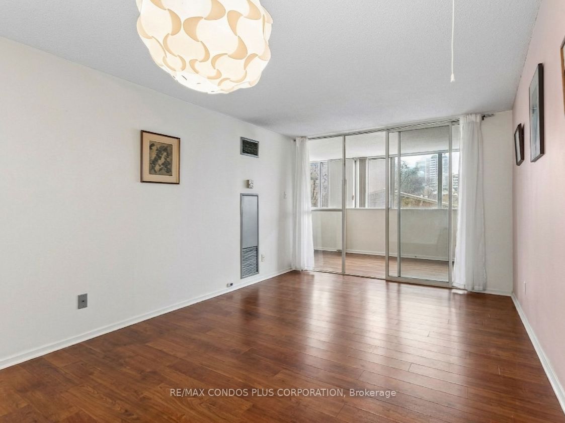 15 Maitland Place 204