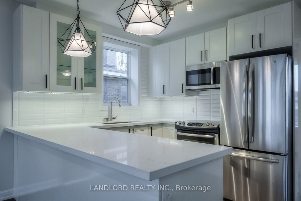 Photo of 82 Parkway Avenue, Toronto, ON M6R 1T5 (MLS # W13762772)