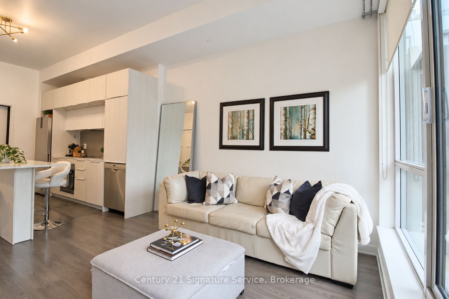 55 Regent Park Boulevard 408