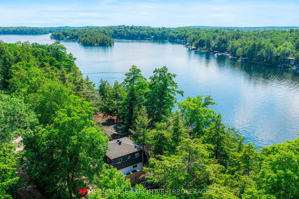Photo of 973 Foster Bay Lane, Leeds and the Thousand Islands, ON K0E 1B0 (MLS # X13514322)
