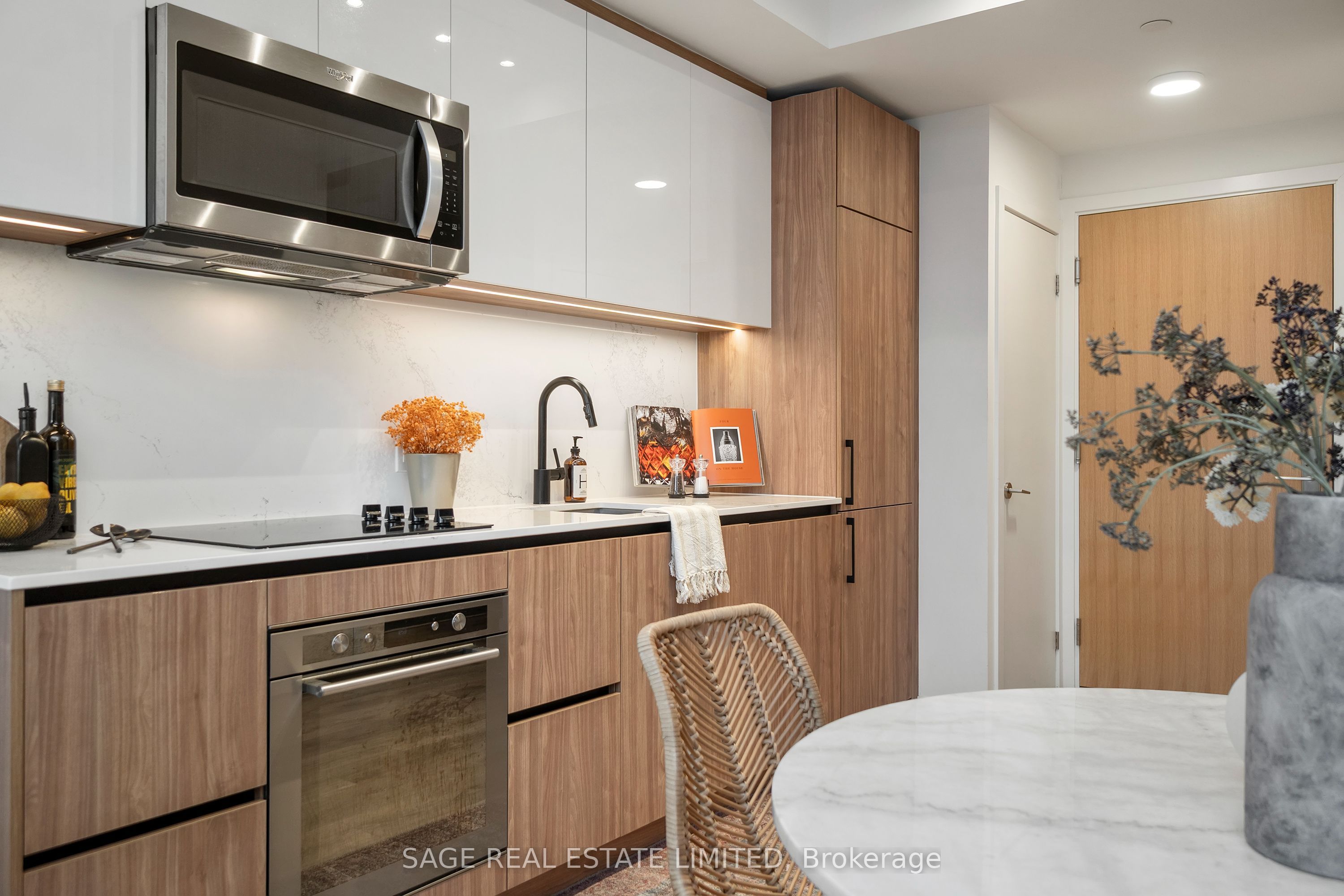 150 Logan Avenue 606