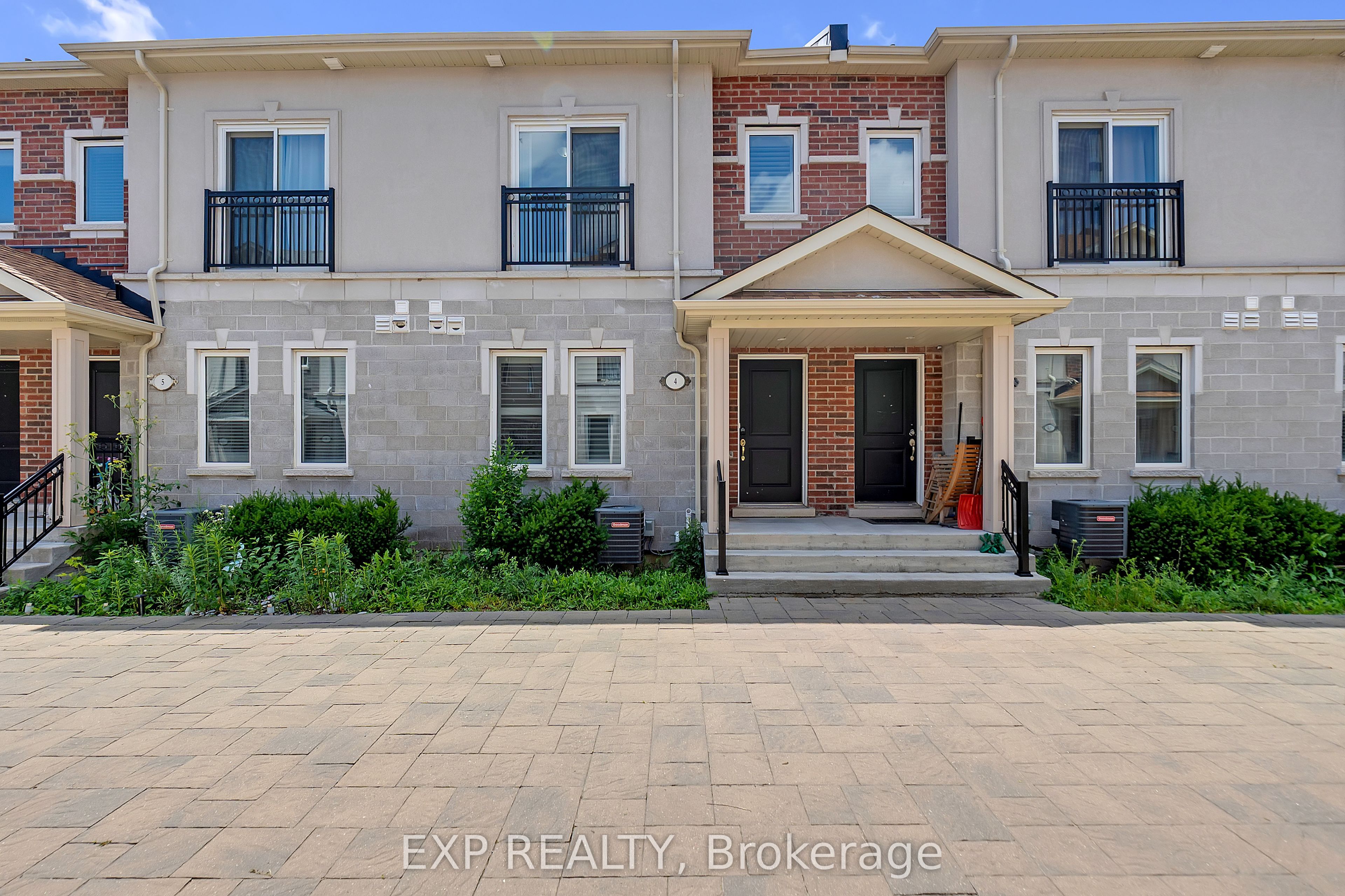 1060 St. Hilda's Way TH 4