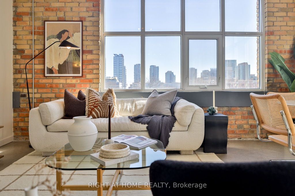 Photo of 955 Queen Street W #519, Toronto, ON M6J 3X5 (MLS # C13019982)