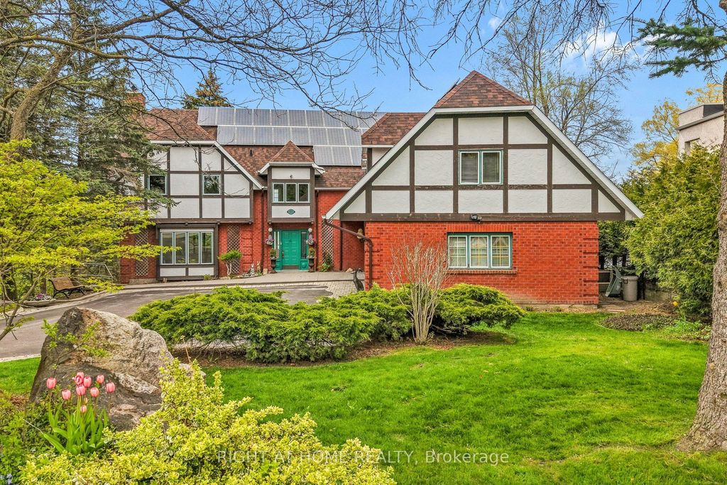 Photo of 566 Sunset Beach Road, Richmond Hill, ON L4E 3J8 (MLS # N13153182)