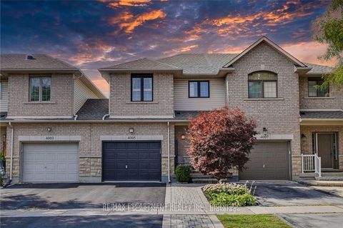 4005 Alexan Crescent Burlington ON L7M 5A8