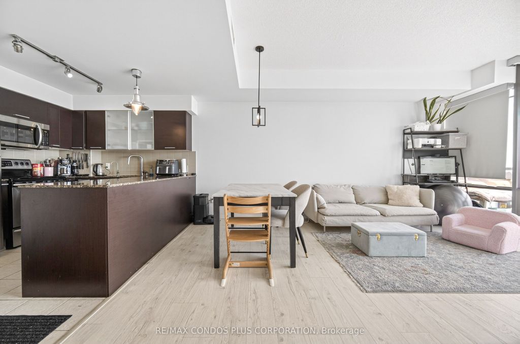 Photo of 38 Grenville Street #4404, Toronto, ON M4Y 1A5 (MLS # C13039108)