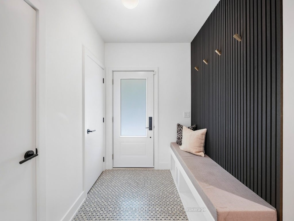 Photo of 374 Spadina Road, Toronto, ON M5P 2V8 (MLS # C13842376)