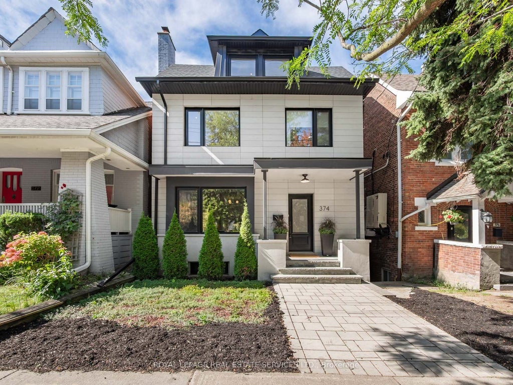 Photo of 374 Spadina Road, Toronto, ON M5P 2V8 (MLS # C13842376)