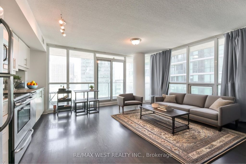Photo of 33 Bay Street #1504, Toronto, ON M5J 2Z3 (MLS # C12373840)