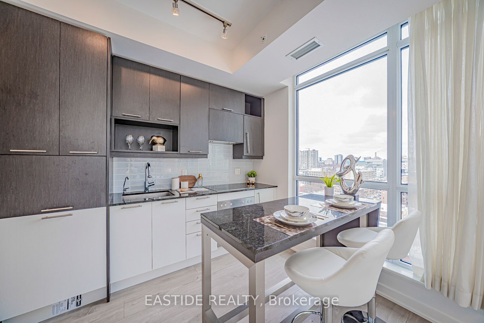 30 Nelson Street 1502