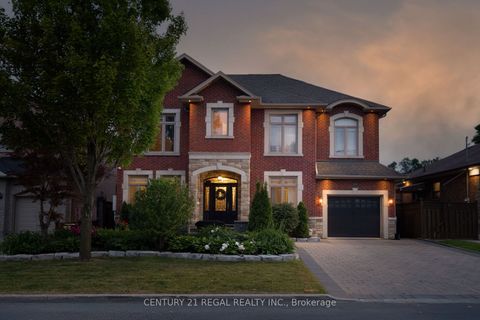 Photo of 127 Sultana Avenue, Toronto, ON M6A 1T6 (MLS # C12469793)