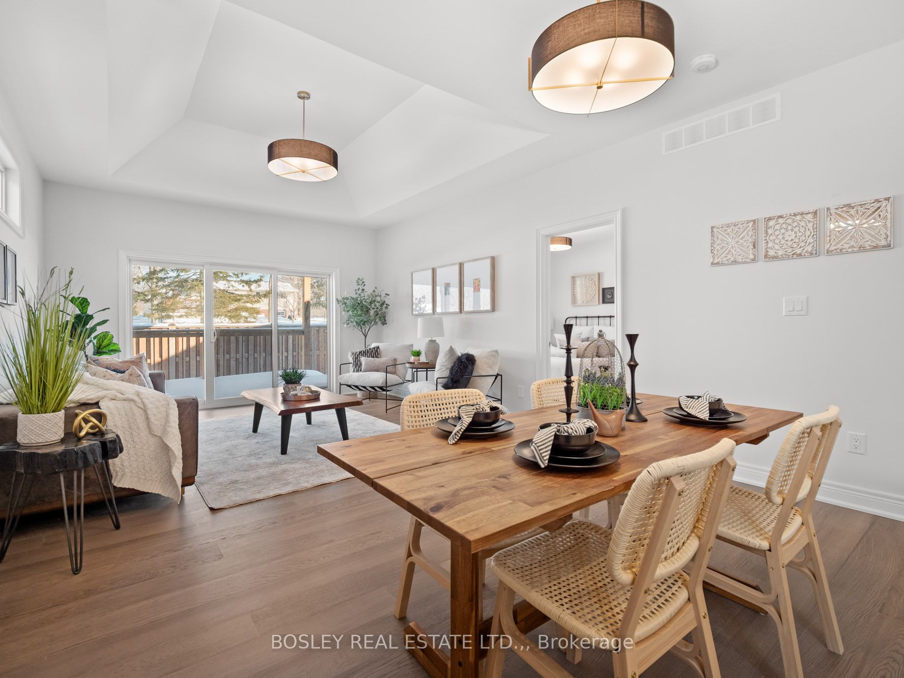 512 Royal Ridge Drive