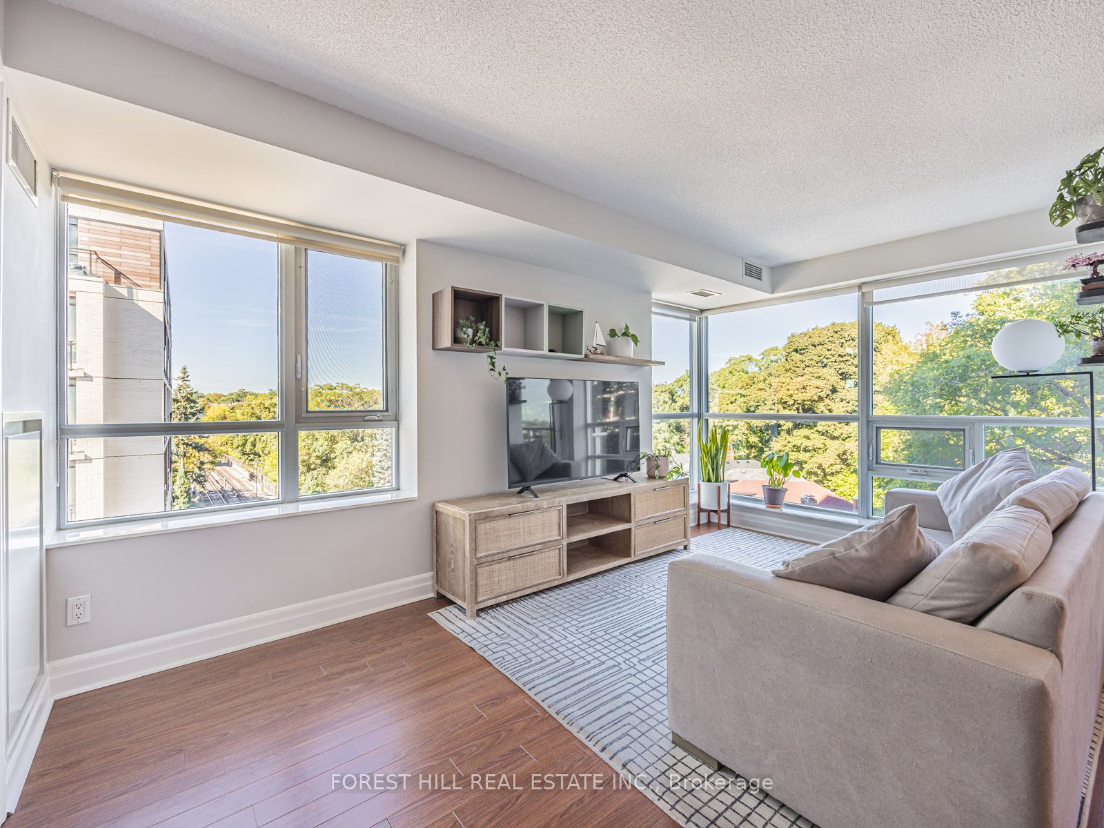20 Gothic Avenue 216