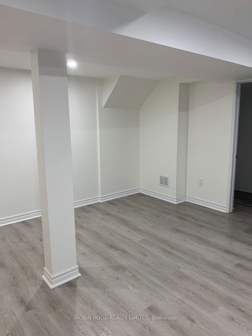 75 Kings College Road Basement