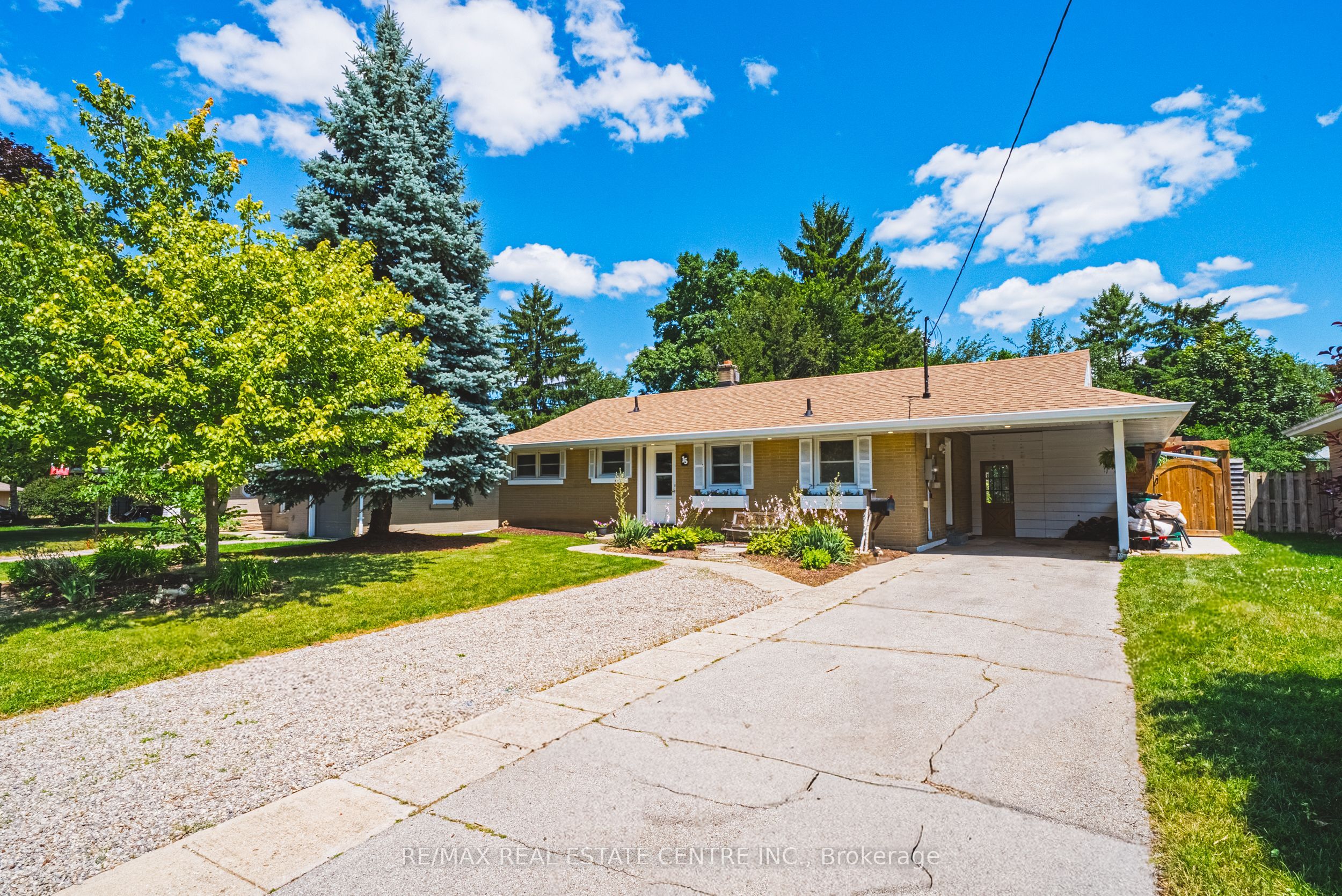 15 Dale Avenue