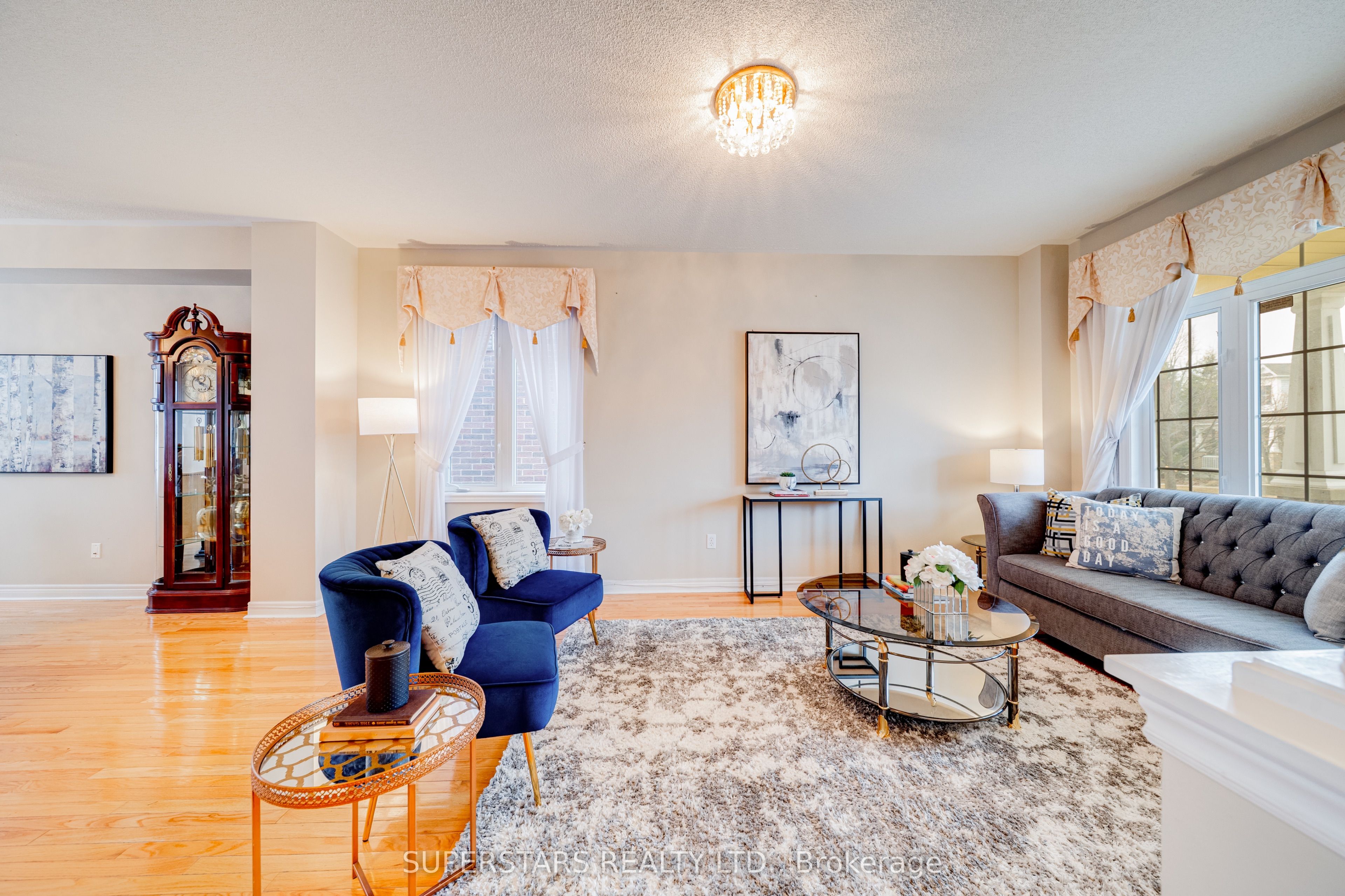 211 Stonebridge Drive