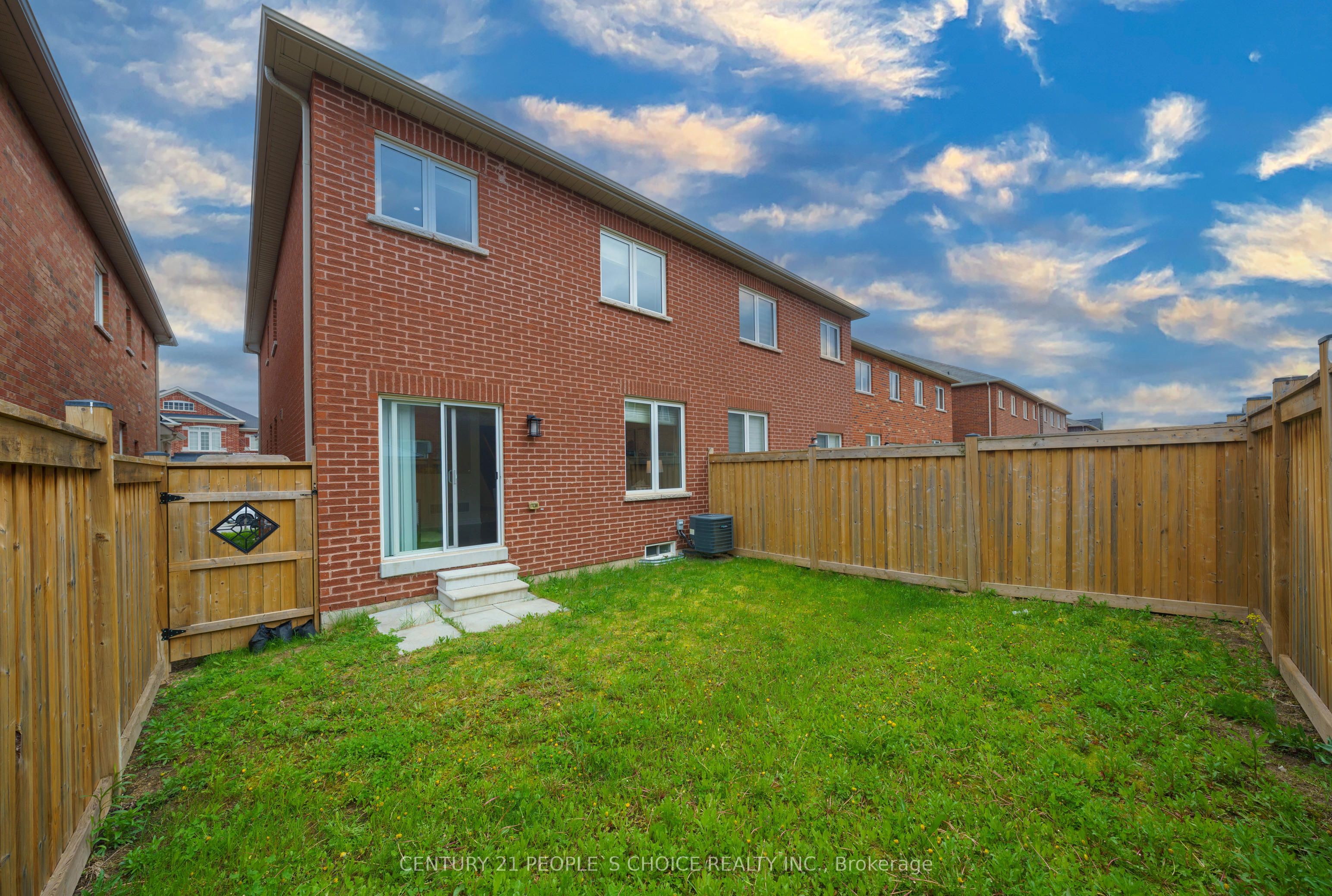 636 Mockridge Terrace