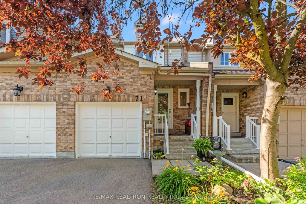Photo of 71 Ochalski Road, Aurora, ON L4G 7J3 (MLS # N13546856)