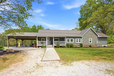 Photo of 199 Williams Farm Road, Westminster, SC 29693 (MLS # 20299598)
