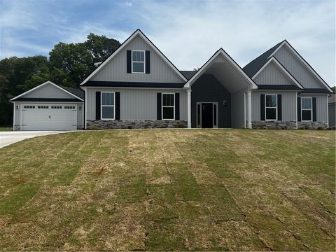 Photo of 110 Hinton Farms Drive, Easley, SC 29640 (MLS # 20301004)