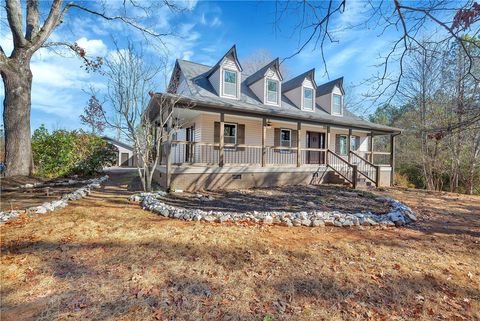 Photo of 18001 Mallard Bend Road, Seneca, SC 29672 (MLS # 20296559)